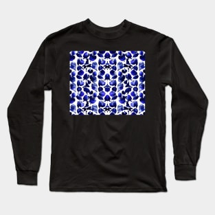 Midnight Blue Aesthetic Abstract Repeating Floral Pattern Long Sleeve T-Shirt